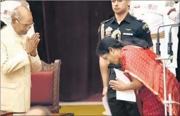  ?? ARVIND YADAV/HT PHOTO ?? Defence minister Nirmala Sitharaman after being sworn in by President Ram Nath Kovind on Sunday.