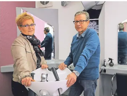 Ich Bin Quasi Im Friseursalon Geboren Pressreader