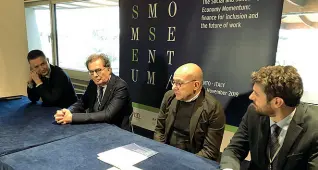  ??  ?? Relatori
Da sinistra l’assessore Mattia Gottardi, Roberto di Meglio dell’Oil, Gianluca Salvatori e Riccardo Bodini di Euricse