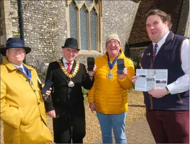  ?? Ref: 14-0422 ?? Thatcham deputy mayor Jeff Brooks, Thatcham mayor John Boyd, Newbury mayor Billy Drummond and Nathan Gregory