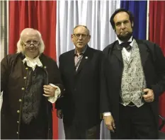  ??  ?? A career promoting numismatic­s has allowed Donn Pearlman (center) to meet some of the hobby’s – and history’s – famous personalit­ies.