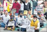  ?? RAJ K RAJ/HT ARCHIVE ?? Municipal teachers protest in November 2020.