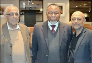  ??  ?? Ahmed Kathrada, former Deputy President Kgalema Motlanthe and Anant Singh at a birthday event for Kathrada, who turned 85 last Thursday. A documentar­y on Kathrada’s life, produced by Singh, was shown at the event.