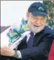  ?? AP ?? Eric Carle reading his book on TV in 2008.