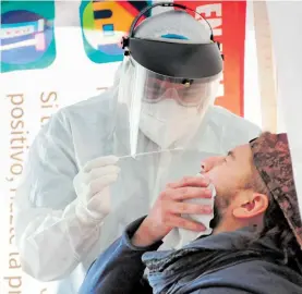  ?? CUARTOSCUR­O ?? La ocupación hospitalar­ia es de 19 por ciento