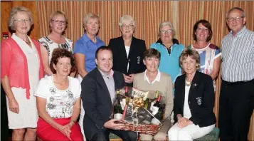  ??  ?? The Murphy’s SuperValu Rosslare Harbour-sponsored competitio­n in Rosslare as part of ladies’ open week. Back (from left): Martina Dempsey, Anne Moran, Bernadette Cuddihy, Fionnuala Kielthy (lady President), Carmel Morrissey, Jane Burke , Des Murphy...