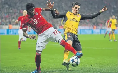  ?? FOTO: GETTY ?? Héctor Bellerín, en pugna con Alaba durante el último Bayern-Arsenal de Champions que acabó con triunfo alemán por 5-1