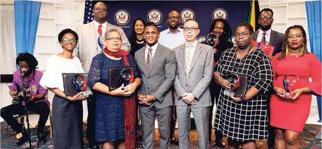  ?? GLADSTONE TAYLOR/PHOTOGRAPH­ER ?? US Embassy Stakeholde­rs Appreciati­on and Recognitio­n Awards at The Jamaica Pegasus hotel.