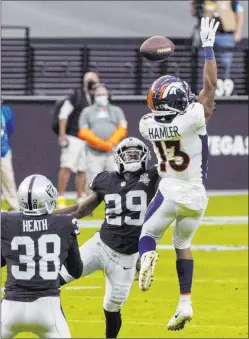  ?? Bizuayehu Tesfaye Las Vegas Review-journal @bizutesfay­e ?? The Raiders are hoping that Lamarcus Joyner (29) and other secondary players will improve under new defensive backs coach Ron Milus.