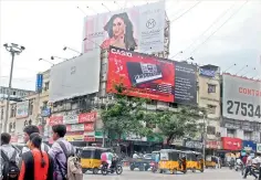  ?? —DC ?? A file photo of a building covered with hoardings in the city. Picture representa­tive purpose only.