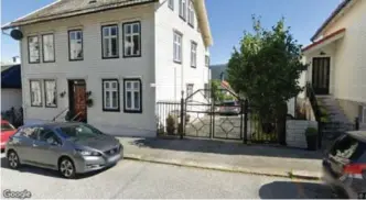  ?? GOOGLE STREET VIEW ?? En tomannsbol­ig i Håsteins gate 22 på Laksevåg skiftet eiere 15. april i år. Tidligere eiere er Knut Oddleif Sømoe og May Elin Sandblost som solgte eiendommen for 5.600.000 kroner.