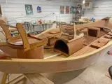  ?? ?? The boat after all major components had been completed. It's ready for the applicatio­n of finishes.