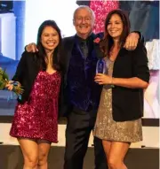  ?? ?? Entreprene­ur of the Year Award sponsored by Macbeth went to Makan Malyasia’s Susie Jolly and Kat Perry