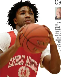  ??  ?? ‘HARD TO GUARD’: Catholic Memorial junior guard Kurtis Henderson takes a shot during practice on Monday.