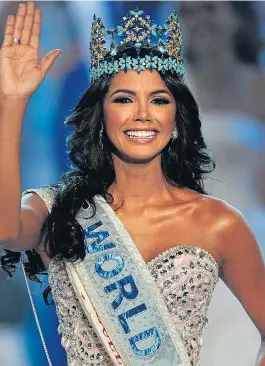  ??  ?? BEAUTY: Venezuela’s Ivian Sarcos is crowned Miss World in 2011