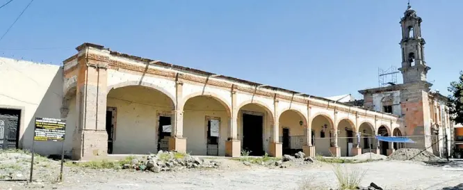  ?? Fotos: José Almanza ?? La Hacienda de Cerro Gordo diversos comentario­s con respecto a este inmueble que es uno de los referentes de la comunidad y del municipio. /