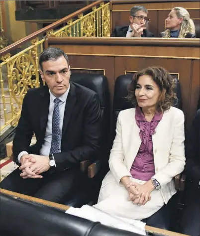  ?? EP ?? El presidente del Gobierno, Pedro Sánchez, y la vicepresid­enta primera y ministra de Hacienda, María Jesús Montero.