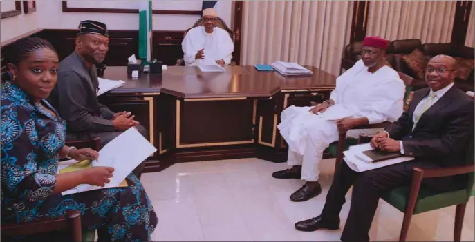  ??  ?? President Muhammadu Buhari in a meeting with the Minister of Budget and Planning Udo Udoma, Minister of Finance, Kemi Adeosun, Central Bank of Nigeria Governor, Godwin Emefiele and Chief of Staff to the president, Abba Kyari