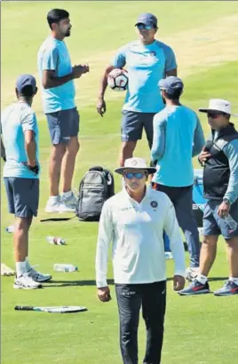  ?? BCCI ?? Ravi Shastri said sending the Test specialist­s to South Africa early would not have worked out as there would be no one with them to take care of the training sessions.
