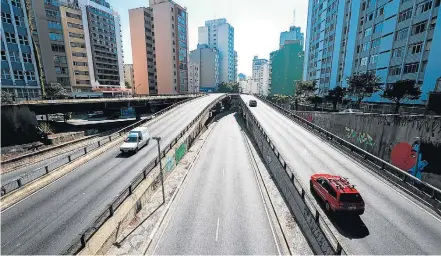  ?? TIAGO QUEIROZ/ESTADÃO ?? Parece feriado. Nos últimos dias, por conta dos protestos, não há registro de congestion­amento nas ruas de São Paulo