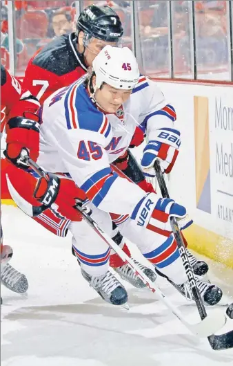  ?? Getty Images ?? BRUISE CONTROL: Arron Asham said he wants to show he can contribute to the Rangers this year, but also “that I can play in the league next year.”