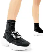  ?? ?? Viv’ Run light socks Strass Buckle ankle boots in fabric