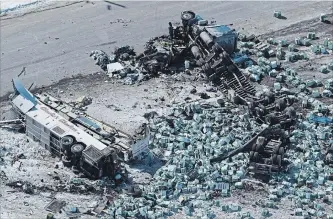  ?? JONATHAN HAYWARD CANADIAN PRESS FILE PHOTO ?? Internal government documents show Ottawa considered speeding up a new rule for bus seatbelts after the Humboldt Broncos bus crash, which killed 16 people in Saskatchew­an on April 6.