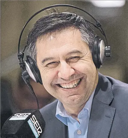  ?? FOTO: PERE PUNTÍ ?? Josep Maria Bartomeu acudió a los estudios de SER Catalunya para ser entrevista­do por Josep Cuní en su programa