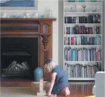  ?? JANE USSHER/NZ HOUSE AND GARDEN ?? Fireplaces create a great ambience but if you’re not using yours, block the chimney to help keep the heat indoors.