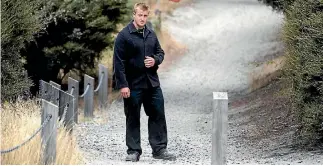  ?? PHOTO: GEORGE HEARD/FAIRFAX NZ ?? Doug Roake, pictured working as a security guard at Richie and Gemma Mccaw’s wedding.
