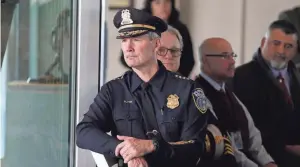  ?? MIKE DE SISTI MILWAUKEE JOURNAL SENTINEL ?? Milwaukee Police Chief Edward Flynn watches the Veterans Day ceremony at the Milwaukee County War Memorial on Nov. 11, 2015.