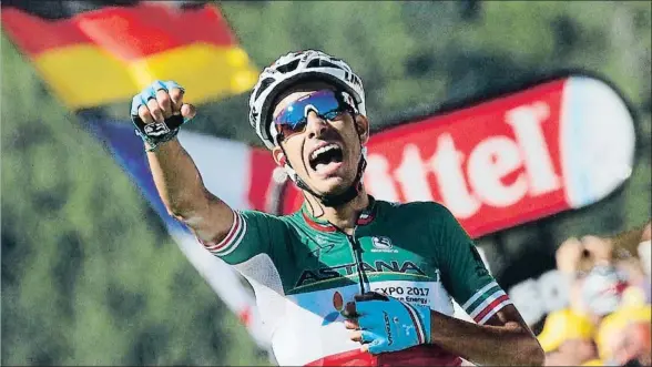  ?? CHRISTOPHE ENA / AP ?? Fabio Aru ha animado el Tour 2017 con su brillante victoria de La Planche des Belles Filles