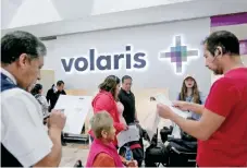  ??  ?? Volaris transportó a 4.3 millones de pasajeros en los primeros tres meses de 2018, un incremento de 7.5%, respecto al mismo periodo del año anterior.