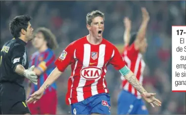  ??  ?? Fernando Torres celebra el segundo de sus goles al Barcelona del 5 de febrero de 2006.