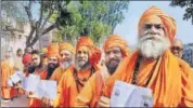  ?? PTI FILE ?? The Akhil Bharatiya Akhada Parishad suspects the involvemen­t of selfstyled godmen, who figured on the body’s list of fake ‘babas’, in the disappeara­nce of national spokesman Mohan Das.