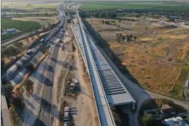  ?? CREDIT: HIGH-SPEED RAIL AUTHORITY ?? High-speed rail infrastruc­ture near the San Joaquin River Viaduct north of Fresno