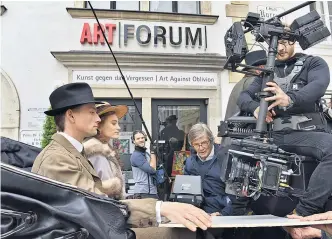  ??  ?? In Wien – hier auf dem Judenplatz – dreht Bille August „A Fortunate Man“. „Eine aufregende Geschichte“, sagt der Regisseur. Und eine Herzensang­elegenheit für den Dänen.