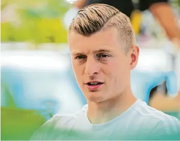  ?? Foto: dpa ?? Löws Schlüssels­pieler Toni Kroos sieht bei der deutschen Mannschaft noch „Luft nach oben“.