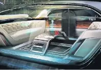  ?? FOTO: BENTLEY ?? Lounge-Atmosphäre herrscht in Bentleys Studie mit der passenden Bezeichnun­g „The Future of Luxury“.