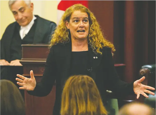  ?? Larry WONG / POSTMEDIA NEWS FILES ?? Then-governor general Julie Payette addresses the Alberta Legislatur­e in Edmonton in 2018 on her first official visit to Alberta.