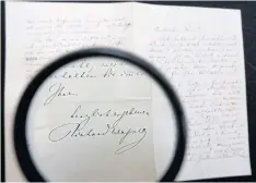  ??  ?? A letter by German composer Richard Wagner displayed at the Kedem auction house.