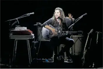  ?? Julio Carbó ?? Sílvia Pérez Cruz, en el concierto que ofreció el sábado en el Palau de la Música.