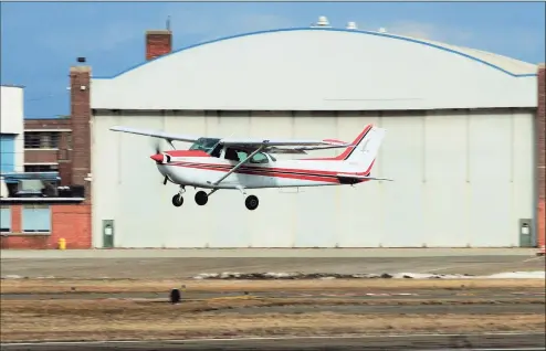  ?? Christian Abraham / Hearst Connecticu­t Media ?? A view of Sikorsky Memorial Airport in Stratford on Friday.