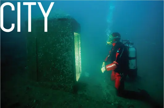  ??  ?? The Egyptian city of Heracleion has been found after centuries under the sea.
