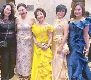  ??  ?? Olivia Limpe Aw, Gwen Cariño, Helen Lee, Elizabeth Lee, City of Dreams Manila associate director for events management, sales and marketing Ina Garcia