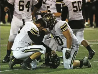  ?? File photo ?? Golden Valley celebrates its 20-18 victory over Mira Costa following the CIF-Southern Section Division 6 semifinal football game at Mira Costa High School in Manhattan Beach on Friday, Nov. 24, 2017.