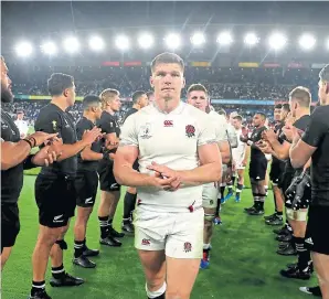  ??  ?? A show of respect after the game as each side applauded the other off the field