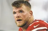  ?? Tony Avelar / Associated Press ?? Niners right tackle Mike McGlinchey will have arthroscop­ic knee surgery on Thursday.