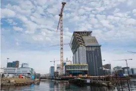  ?? FOTO: INGAR STORFJELL ?? Fortsatt er Bjørvika en eneste stor byggeplass. I 2020 åpner det nye Munchmusee­t.