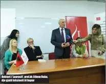  ??  ?? Rektori i ' Luarasit', prof. dr. Ethem Ruka, dje gjatë leksionit të hapur